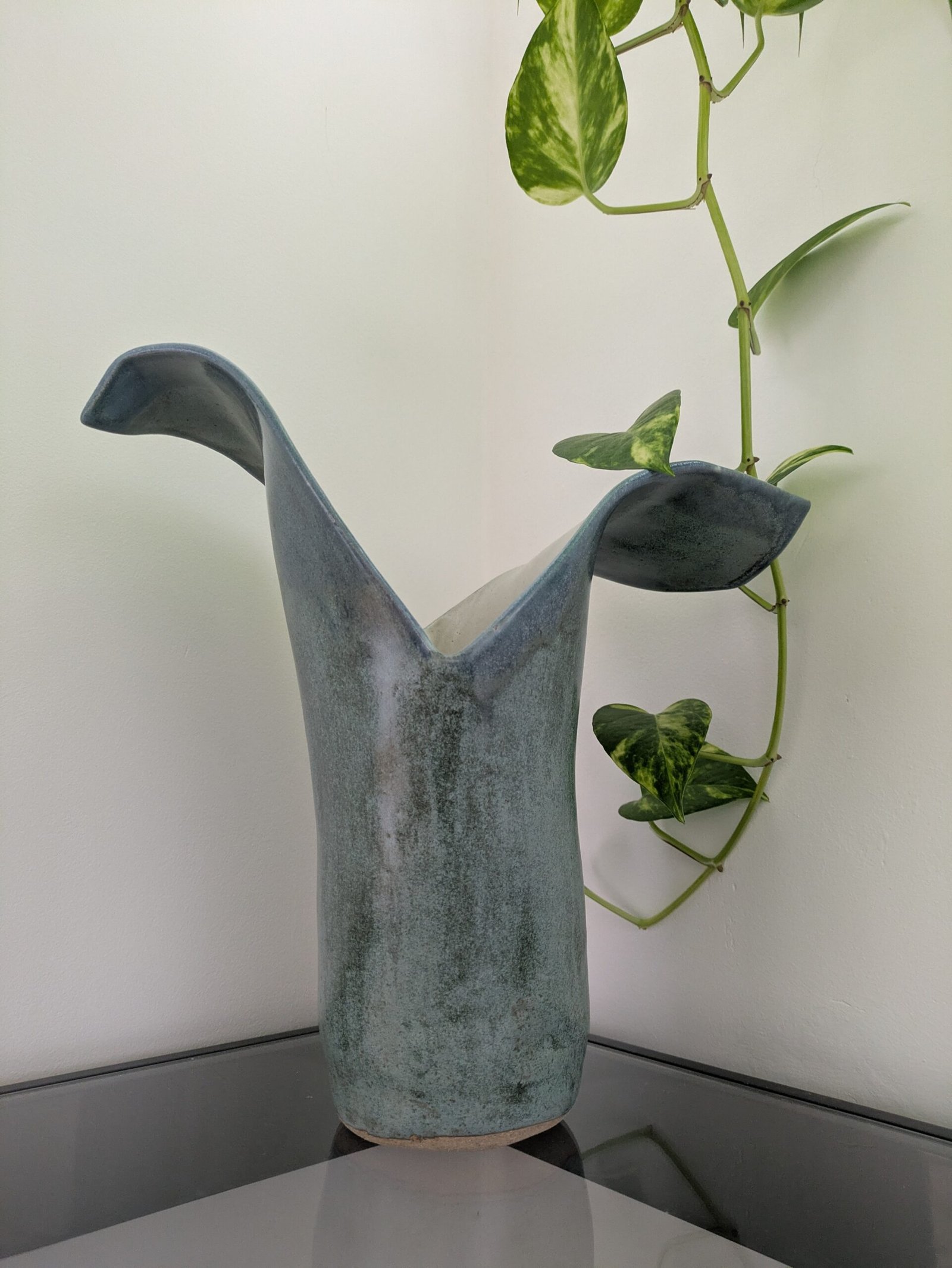 arum lily – ocean whisper vessel arum lily – ocean whisper vessel